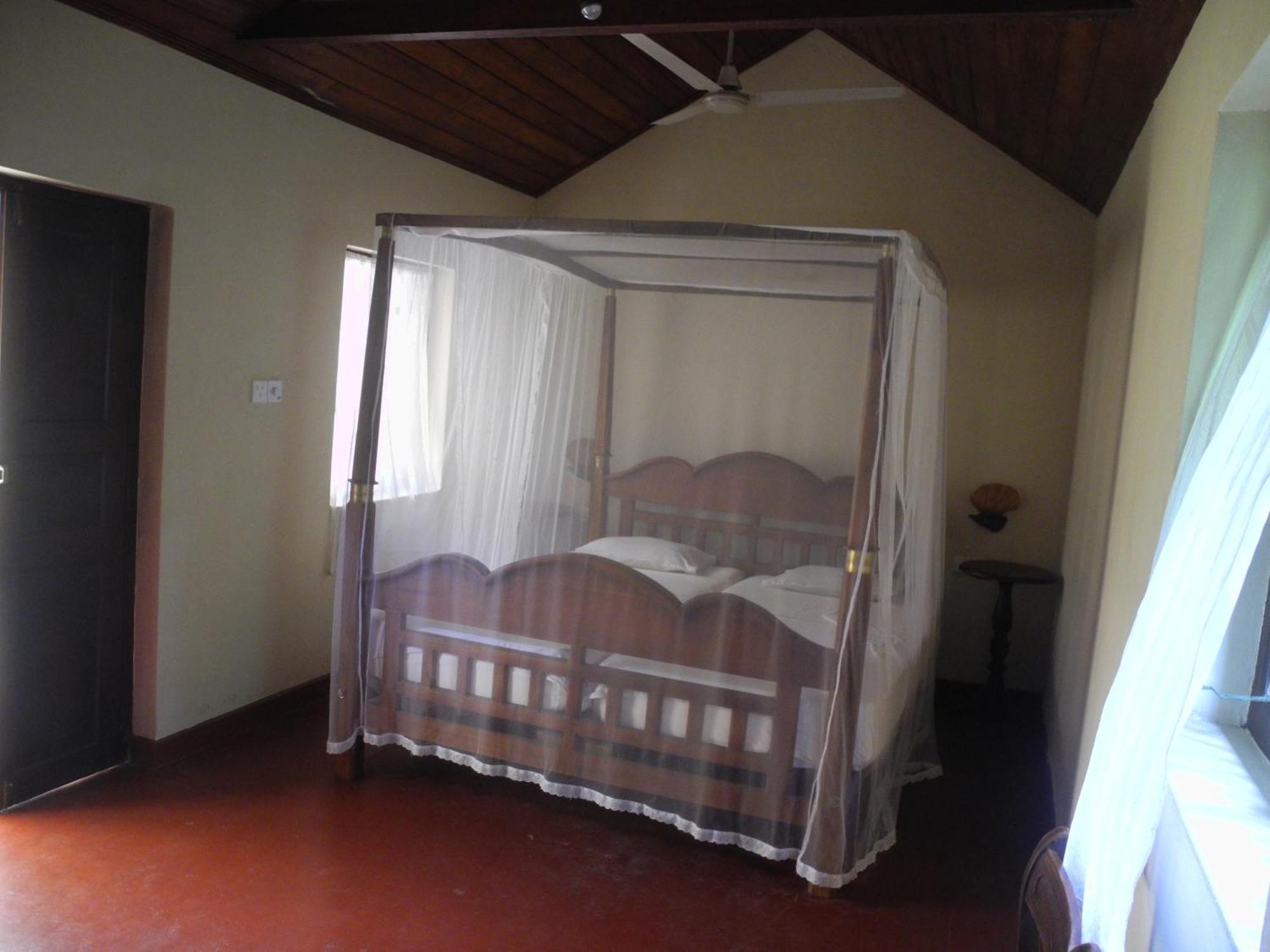 Top Of The Hill Guesthouse فيليغاما المظهر الخارجي الصورة
