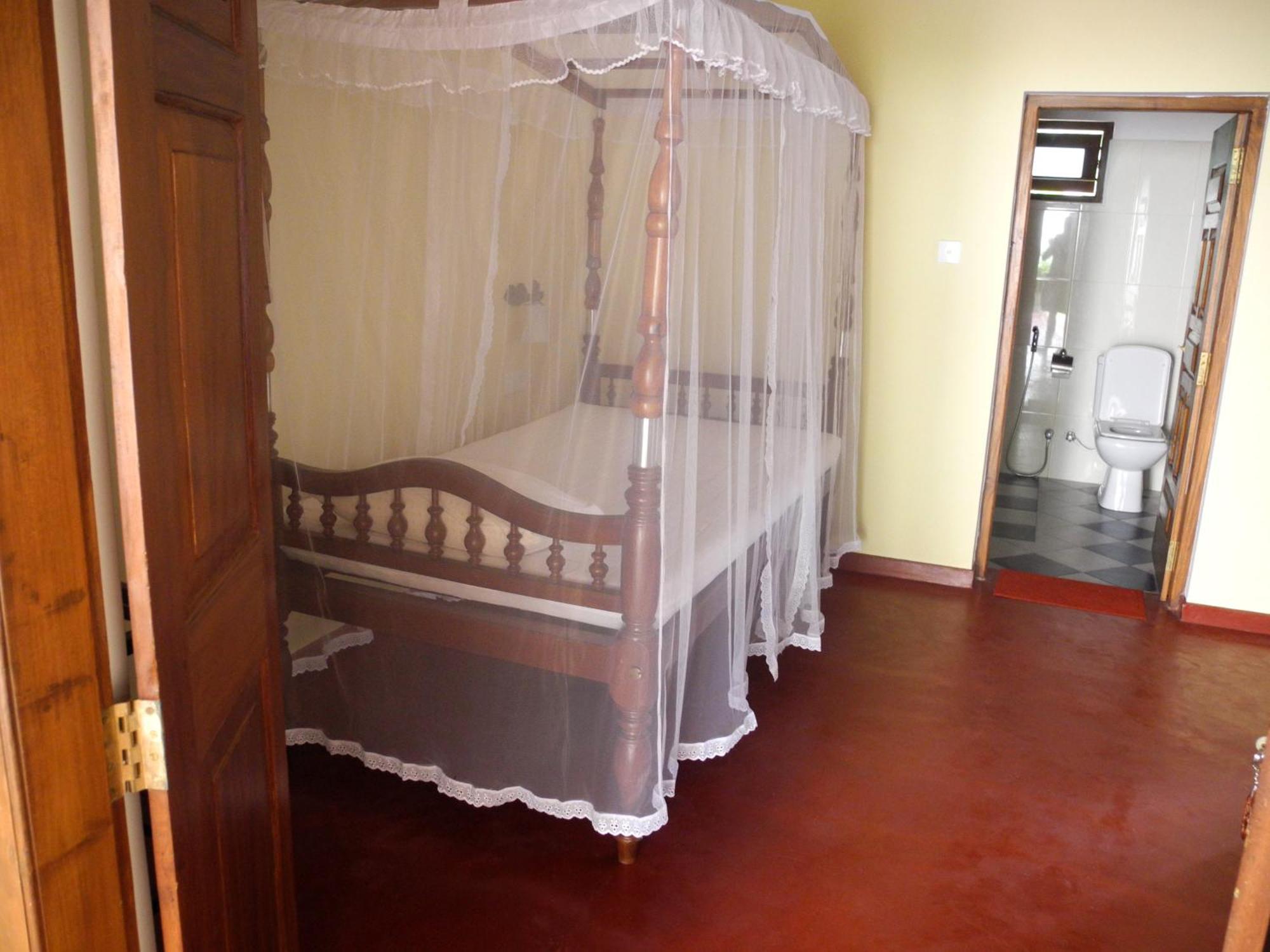 Top Of The Hill Guesthouse فيليغاما المظهر الخارجي الصورة