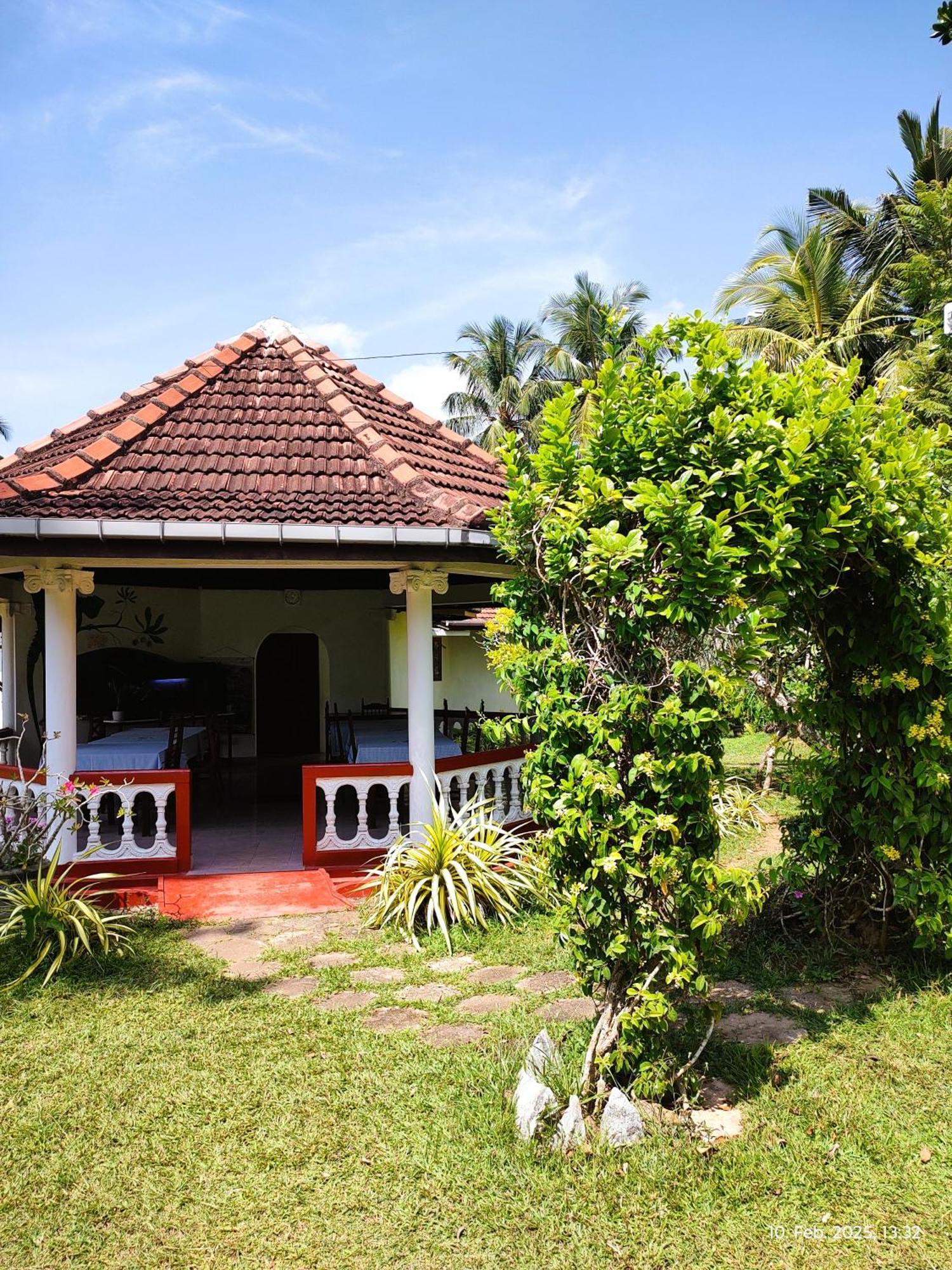 Top Of The Hill Guesthouse فيليغاما المظهر الخارجي الصورة