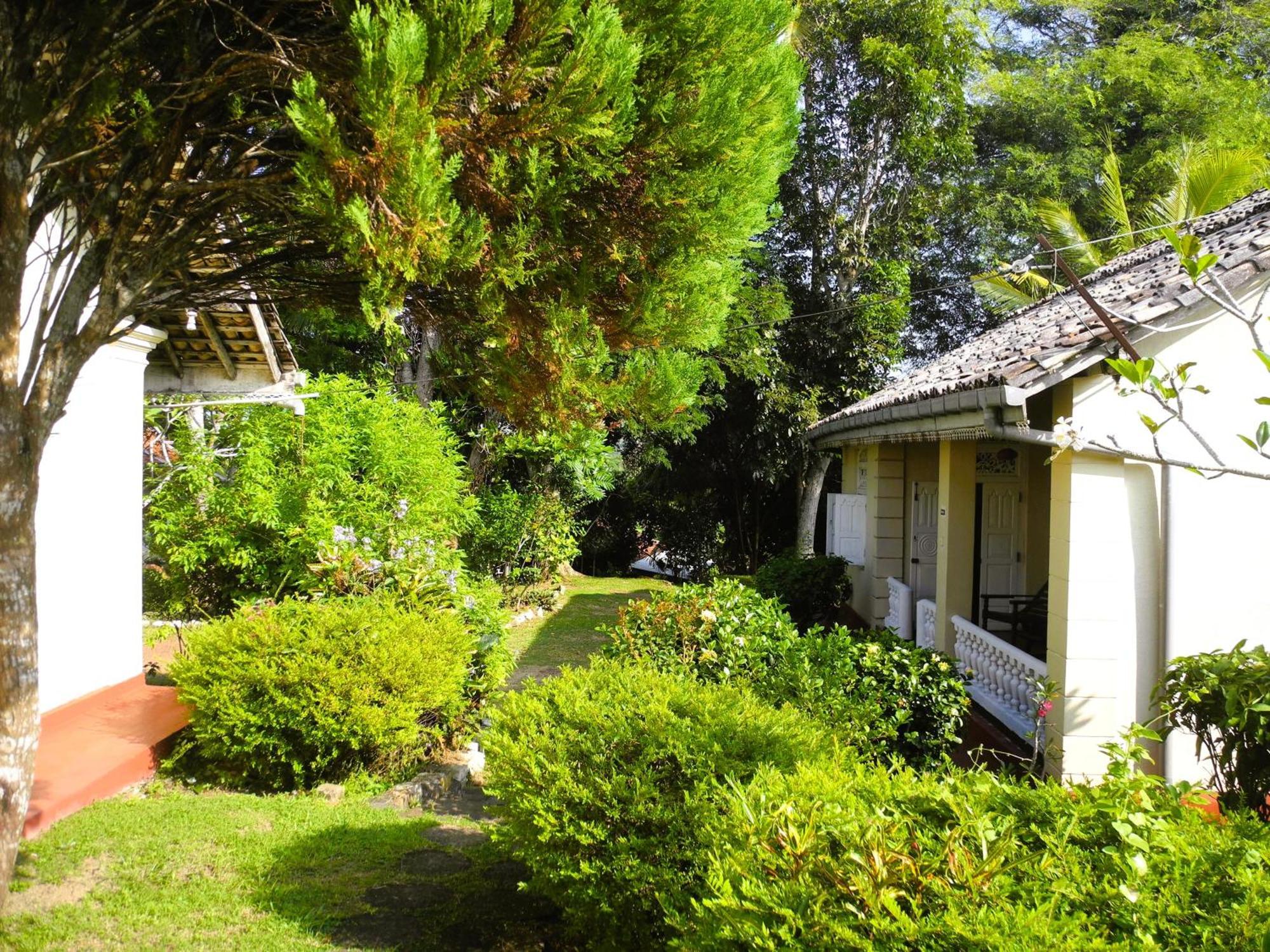 Top Of The Hill Guesthouse فيليغاما المظهر الخارجي الصورة